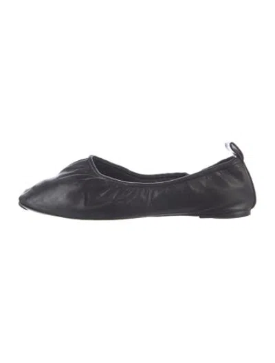 Pre-owned Celine Leather Ballet Flats In Black