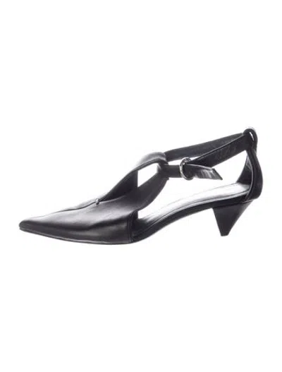 Pre-owned Celine Leather Pumps In Black