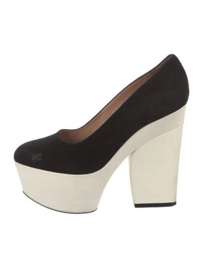 Pre-owned Celine Suede Pumps In Black