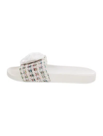 Pre-owned Chanel 2017 Interlocking Cc Logo Slides In White