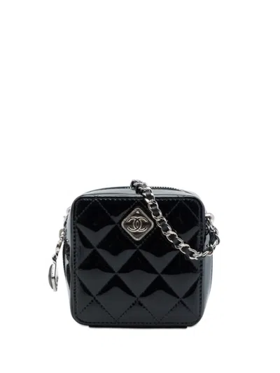 Pre-owned Chanel 2021-2026 Cc Quilted Patent Diamond Resin Clutch With Chain Crossbody Bag In Black