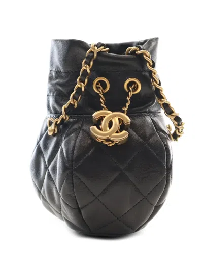 Pre-owned Chanel 2021-2026 Cc Shiny Lambskin Quilted Drawstring Clutch With Chain Crossbody Bag In Black