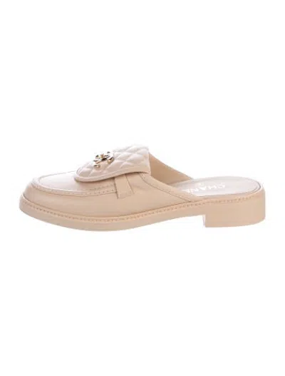 Pre-owned Chanel 2025 Interlocking Cc Logo Mules In Neutrals