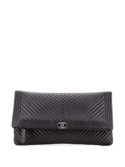 Pre-owned Chanel Boy Beauty Cc Chevron Leather Clutch Bag In Black