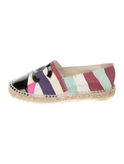 Pre-owned Chanel Interlocking Cc Logo Leather Trim Embellishment Espadrilles In Neutrals