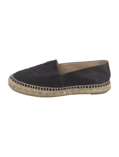 Pre-owned Chanel Interlocking Cc Logo Satin Espadrilles In Black