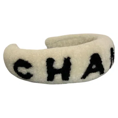 Pre-owned Chanel Lambskin Headband In Beige