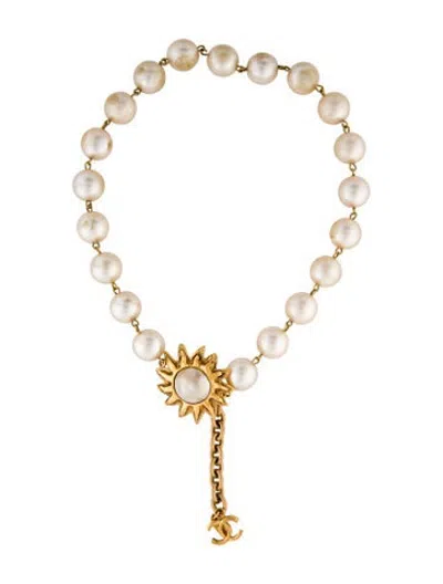 Pre-owned Chanel Vintage Faux Pearl Sun Cc Choker Necklace, 19" In Multicolor