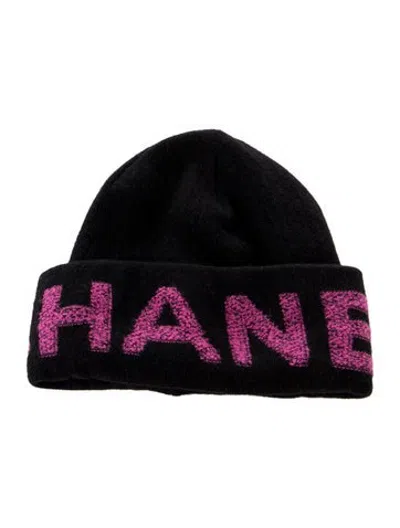 Pre-owned Chanel Wool Logo Beanie In Black