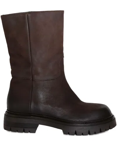 Chuckies Lug-sole Boot In Brown