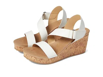 Cl By Laundry Kingly Sandals Women's White Round Toe Wedge Heel Jobb578