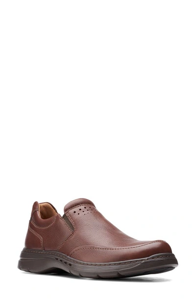 Clarks Brawley Loafer In Mahogany Tumbled Leather