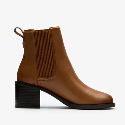 Clarks Chamberly Top Tan Leather In Multi