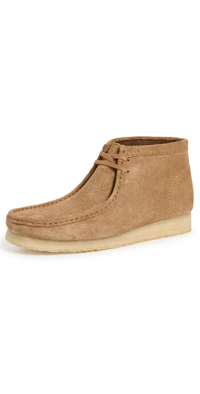 Clarks Embossed Wallabee Boots Light Tan Suede In Brown