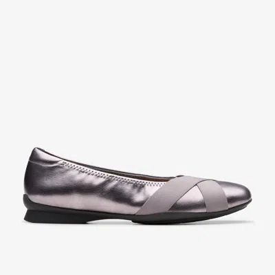 Clarks Jazmynn Gem Dark Pewter Metallic In Grey