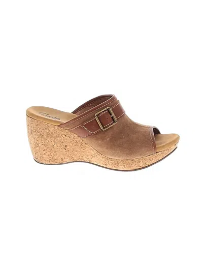 Pre-owned Clarks Wedges In Brown