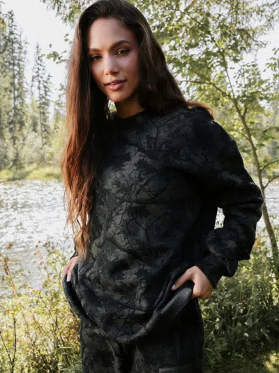 Comfrt Camo Crew Sweatshirt In Black