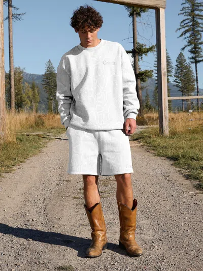 Comfrt Minimalist 7" Shorts In White
