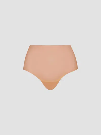 Commando Women's Featherlight Control Thong In Beige