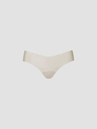 Commando Women's Invisible Rib Seamless Thong In Neutral