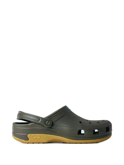 Crocs Classic Exp Clogs In Green