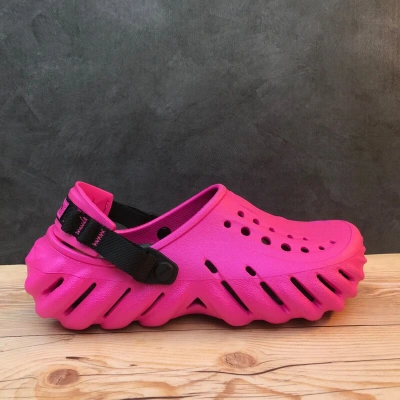 Pre-owned Crocs Echo Shimmer Clog Magenta Shimmer Pink & Black Select-a-size In Purple