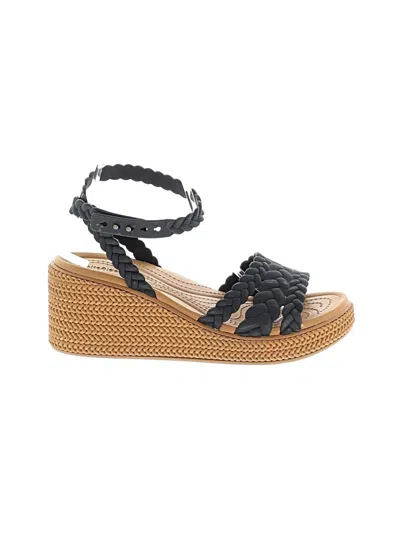 Pre-owned Crocs Wedges In Black