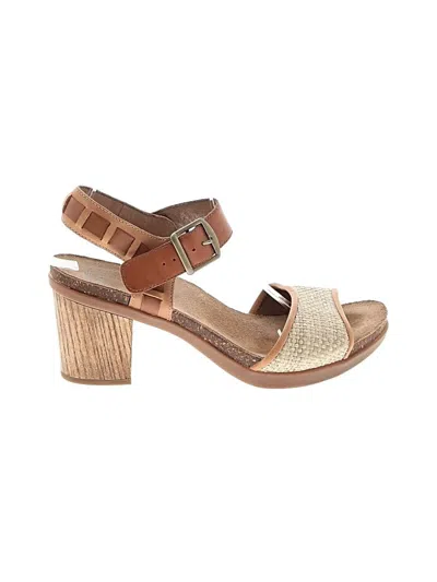 Pre-owned Dansko Sandals In Tan