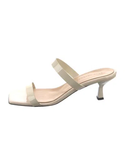Pre-owned Dear Frances Patent Leather Sandals In Black