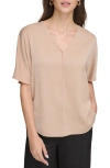 Dkny Short Sleeve Woven Top In Sandalwood