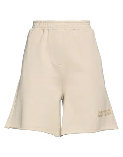 Douuod Woman Shorts & Bermuda Shorts Beige Size S Cotton