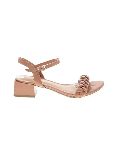 Pre-owned Dream Pairs Sandals In Tan