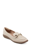 Easy Spirit Andra Bit Loafer In Soft Cream