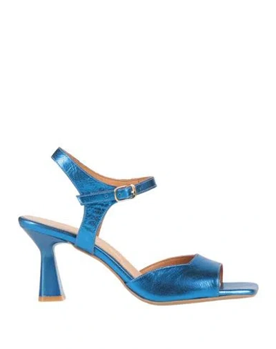 Epoche' Xi Woman Sandals Bright Blue Size 8 Leather