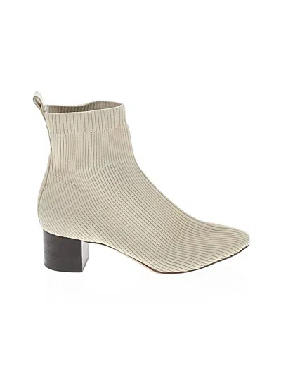 Pre-owned Everlane Ankle Boots In Ivory