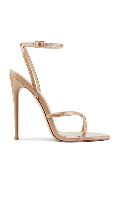Femme La Ale Sandal In Nude