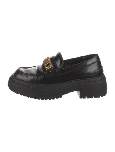Pre-owned Fendi Leather Loafers In Black