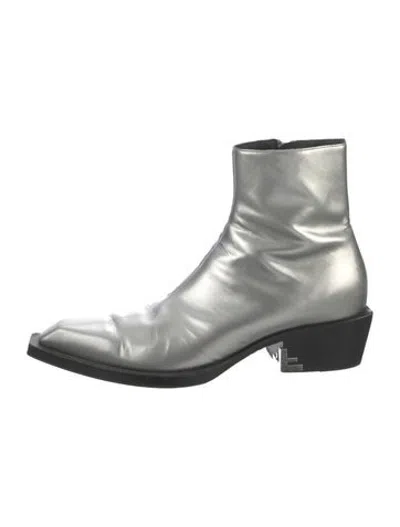 Pre-owned Fendi Leather Patterned Boots In Silver