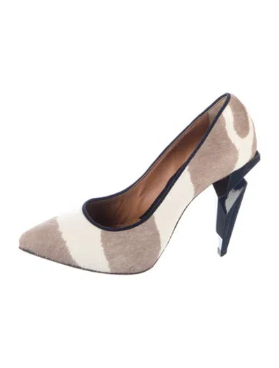 Pre-owned Fendi Ponyhair Animal Print Pumps In Multicolor