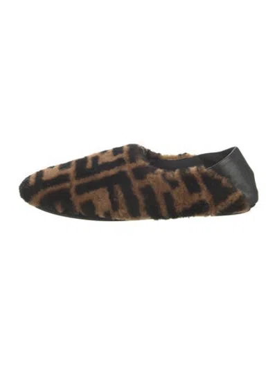 Pre-owned Fendi Shearling Graphic Print Slippers In Brown
