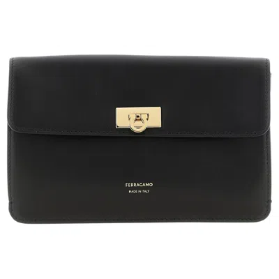 Pre-owned Ferragamo Harley Clutch � Black