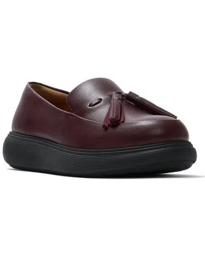 Fitflop Iq-comff Leather Loafer In Black