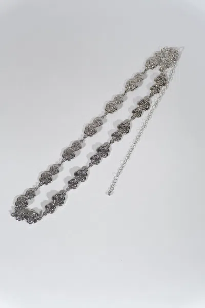 Forever 21 Rose Chain Necklace In Silver