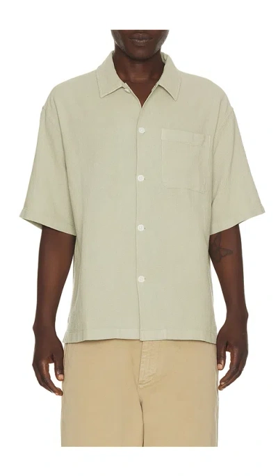 Frame Open Weave Short Sleeve Shirt In Moss Green