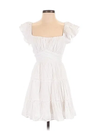 Pre-owned Francesca's Casual Dress In White