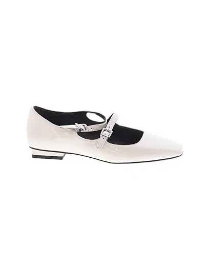 Pre-owned Franco Sarto Flats In Ivory