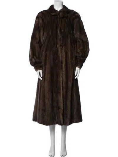 Pre-owned Fur Coat In Brown