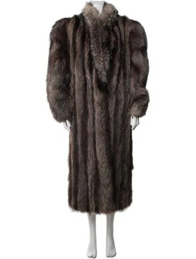 Pre-owned Fur Coat In Brown