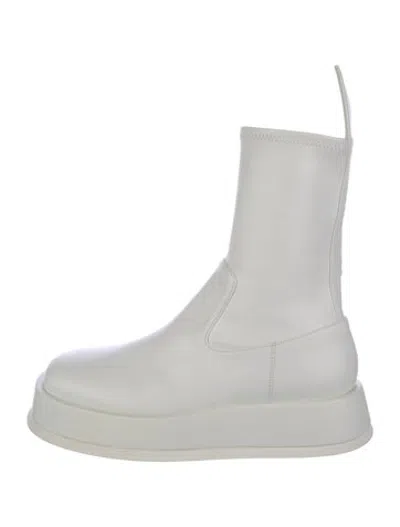 Pre-owned Gia/rhw Leather Chelsea Boots In White