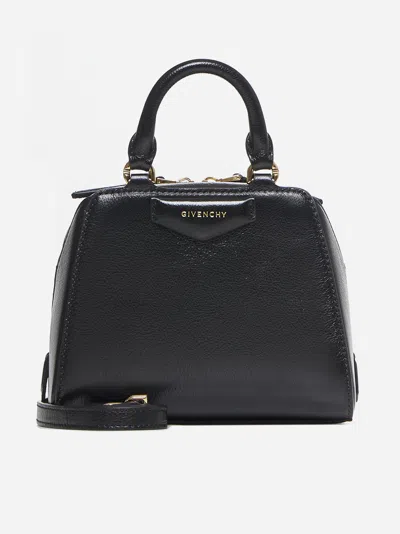 Givenchy Antigona Cube Nano In Pelle In Black